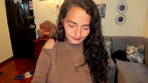 Snapshot of emma_luxy chatting on March 4, 2025, 10:27 pm emma luxy online show from March 4, 2025, 10:27 pm