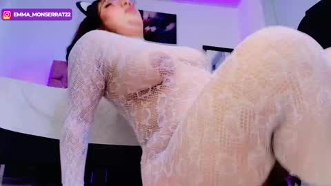 Emma Monserratt online show from November 7, 2025, 8:42 pm