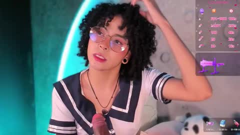     online show from October 6, 2025, 10:23 am