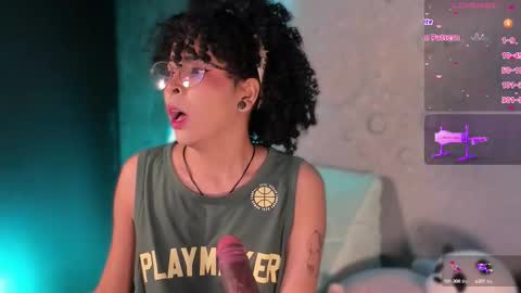     online show from October 14, 2025, 10:05 am