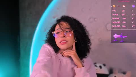     online show from November 15, 2025, 10:12 am