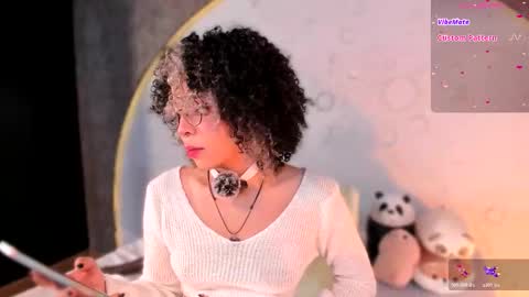 Snapshot of emma_nakamura chatting on December 23, 2025, 10:13 am online show from December 23, 2025, 10:13 am