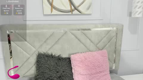 Snapshot of emma_payton chatting on January 15, 2025, 11:43 am Emma online show from January 15, 2025, 11:43 am