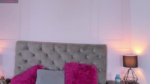 Snapshot of emma_payton chatting on January 20, 2025, 11:35 am Emma online show from January 20, 2025, 11:35 am