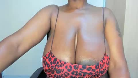 emma_remi online show from October 23, 2025, 5:33 pm