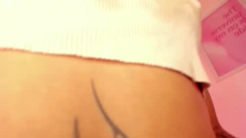 Snapshot of emma_rinaldi_ chatting on January 16, 2026, 5:00 am Emma online show from January 16, 2026, 5:00 am