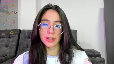 Snapshot of emma_sandovaal chatting on January 16, 2025, 11:59 pm Emma online show from January 16, 2025, 11:59 pm