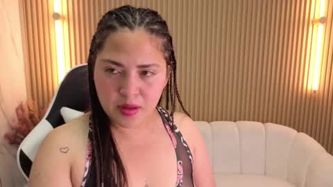 Snapshot of emma_smith_tp chatting on September 15, 2025, 1:11 pm Emma online show from September 15, 2025, 1:11 pm