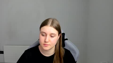 Emma online show from June 3, 2026, 2:33 pm