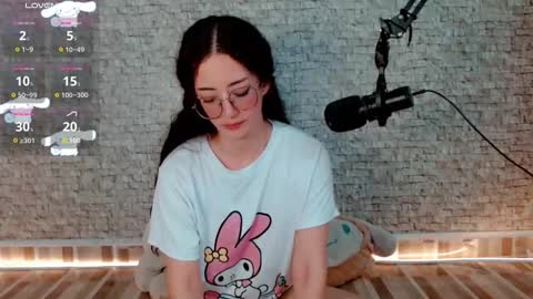 Snapshot of emma_unu chatting on February 11, 2026, 2:49 am Emma online show from February 11, 2026, 2:49 am