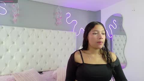 Snapshot of emma_visconti chatting on September 16, 2025, 11:55 am emma_visconti online show from September 16, 2025, 11:55 am