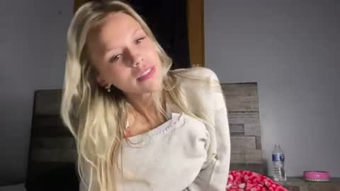 Emma Bennett online show from June 25, 2026, 2:11 am