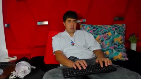 EmmaAndDemon online show from February 3, 2026, 6:24 pm