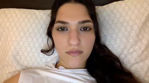 Snapshot of emmababy2322 chatting on January 8, 2025, 8:50 pm Emma online show from January 8, 2025, 8:50 pm