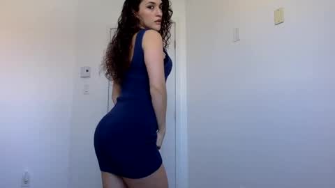 Snapshot of emmababy2322 chatting on January 9, 2025, 5:33 pm Emma online show from January 9, 2025, 5:33 pm