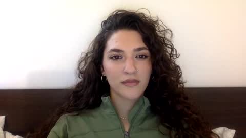 Snapshot of emmababy2322 chatting on January 10, 2025, 5:02 pm Emma online show from January 10, 2025, 5:02 pm