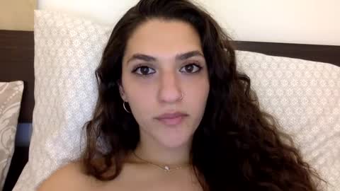 Snapshot of emmababy2322 chatting on February 10, 2025, 9:04 pm Emma online show from February 10, 2025, 9:04 pm