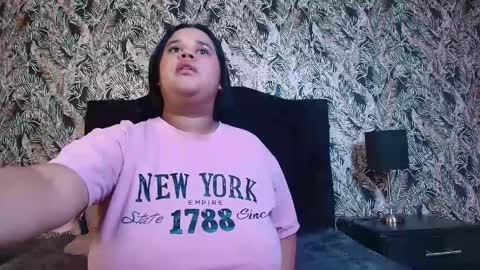 EmmaBennett  online show from May 29, 2026, 6:06 pm