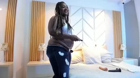 EmmaBrantt  online show from March 19, 2026, 4:38 am