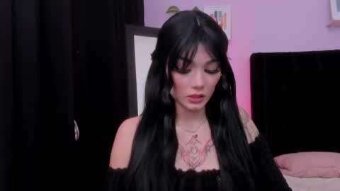 Snapshot of emmabridgerton chatting on January 15, 2026, 11:08 pm Emma online show from January 15, 2026, 11:08 pm