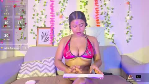 Snapshot of emmaconneer chatting on November 30, 2025, 2:10 pm Emma online show from November 30, 2025, 2:10 pm