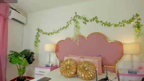 Welcome Im yosein  Your love is my passion activate it with your tips and enjoy with me online show from September 25, 2025, 8:56 pm