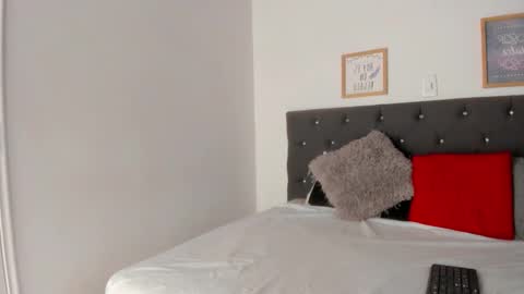 emmadasilva online show from November 26, 2025, 7:15 pm