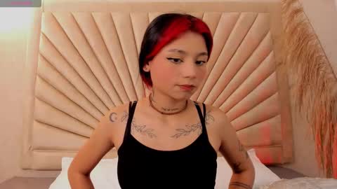           online show from November 24, 2025, 12:05 pm