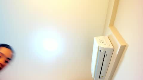 emmaespencer  online show from April 15, 2026, 11:28 am