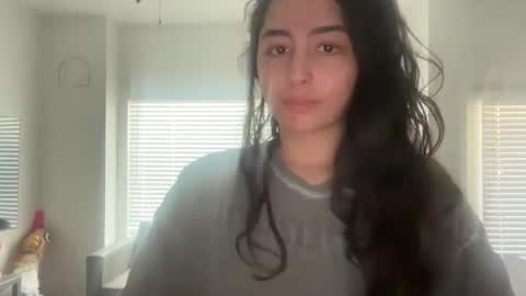 emmag775 online show from March 25, 2026, 9:32 pm