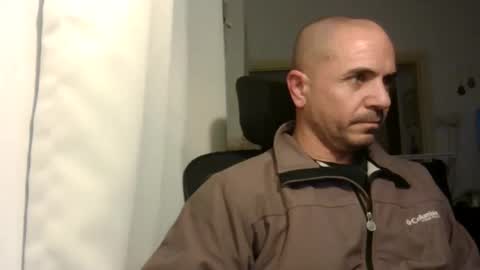 Snapshot of emmagold123 chatting on January 18, 2026, 10:35 pm Ariel online show from January 18, 2026, 10:35 pm