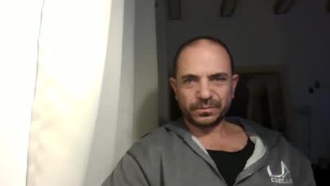 Snapshot of emmagold123 chatting on February 17, 2026, 4:31 am Ariel online show from February 17, 2026, 4:31 am