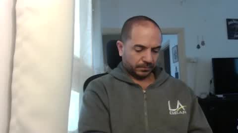 Snapshot of emmagold123 chatting on February 18, 2026, 7:04 am Ariel online show from February 18, 2026, 7:04 am