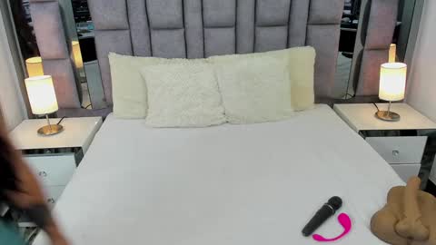 EMMA HILL online show from January 29, 2025, 7:11 pm