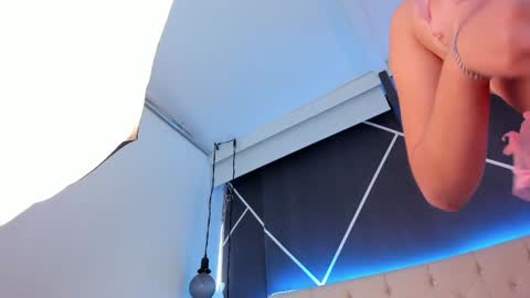 emmaklarc online show from December 13, 2024, 8:15 pm