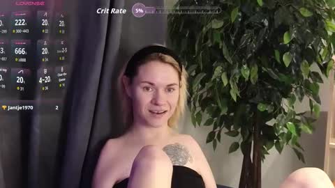 Emma online show from December 14, 2025, 2:00 pm