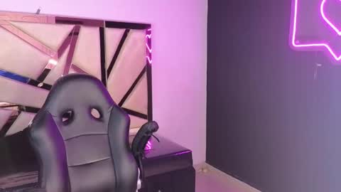 Emma online show from January 13, 2025, 1:49 pm