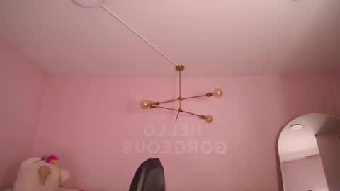 Emma online show from September 11, 2025, 12:49 pm