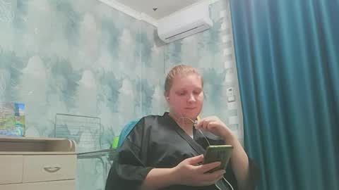 emmamelody online show from October 21, 2025, 6:19 pm