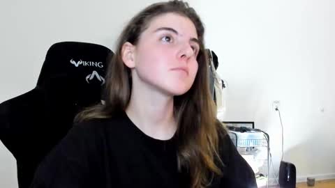 Snapshot of emmamon chatting on September 14, 2025, 8:08 pm Emma online show from September 14, 2025, 8:08 pm