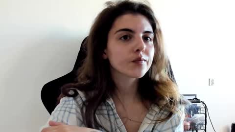 Snapshot of emmamon chatting on March 13, 2026, 12:34 pm Emma online show from March 13, 2026, 12:34 pm