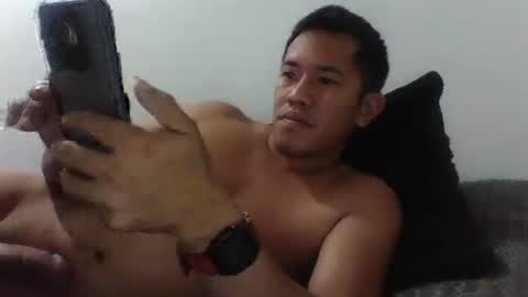 Snapshot of emmanjho chatting on January 15, 2026, 2:27 am emmanjho online show from January 15, 2026, 2:27 am