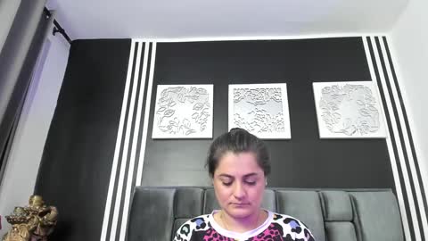 Snapshot of emmasantaleon chatting on February 1, 2025, 11:37 pm EMMA online show from February 1, 2025, 11:37 pm