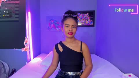 Snapshot of emmasmith06 chatting on December 27, 2024, 5:26 pm Emma online show from December 27, 2024, 5:26 pm