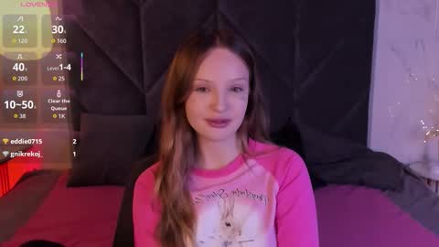 Snapshot of emmazing_ chatting on December 4, 2025, 8:50 pm Iris online show from December 4, 2025, 8:50 pm