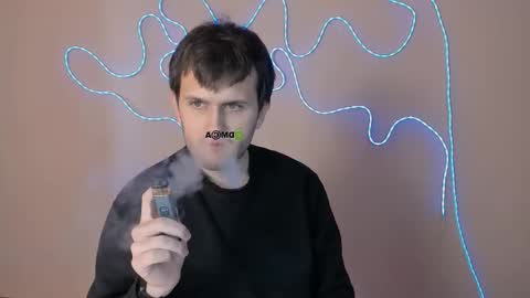 Snapshot of emmet_storm chatting on October 24, 2025, 11:06 am Emmet online show from October 24, 2025, 11:06 am