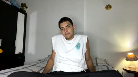 emmett_00 online show from October 23, 2025, 6:02 am