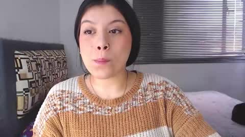 Snapshot of emmi_0 chatting on October 7, 2025, 10:18 pm Emily Independent model online show from October 7, 2025, 10:18 pm