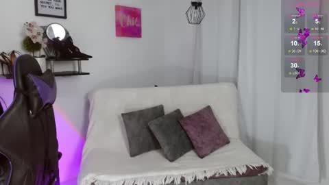 Emmi Cam online show from June 24, 2026, 1:10 pm