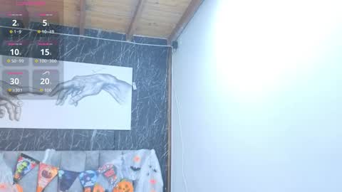 emmi_collins online show from October 19, 2025, 7:47 pm